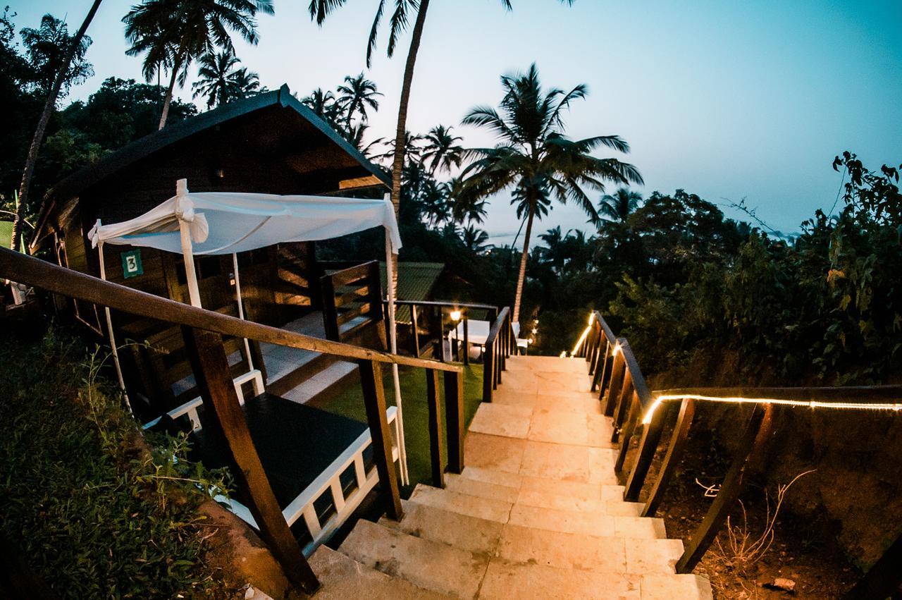 Aria Beach Resort Vagator Exteriör bild
