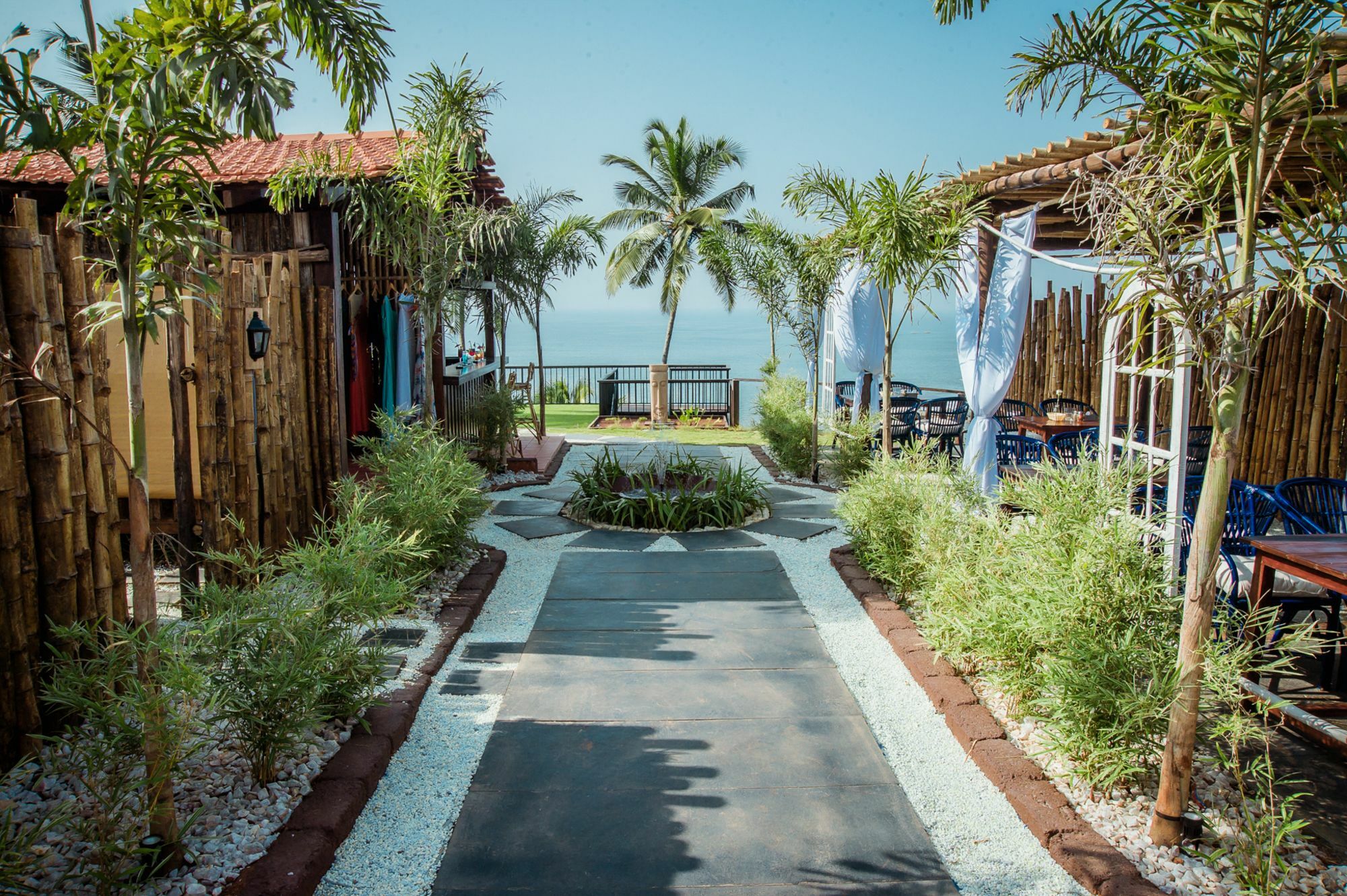 Aria Beach Resort Vagator Exteriör bild